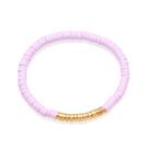 Pulseira de miçangas roxas com detalhes dourados, ajuste ajustável