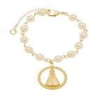 Pulseira de Pérolas com Pingente Circular com Santa Banhada em Ouro 18K Pulseira de Pérolas com Pingente Circular com Santa Banhada em Ouro 18K