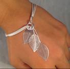 Pulseira em Prata 925 com Detalhes de Folhas Vazadas Delicadeza e Elegância Atemporal