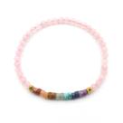 Pulseira feita à mão com miçangas multicoloridas com pedras naturais