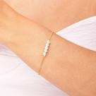 Pulseira Feminina 5 Pérolas Shell Banhada a Ouro 18K Pulseira Feminina 5 Pérolas Shell Banhada a Ouro 18K