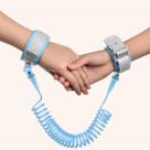 Pulseira Guia Multifuncional com 3 Dispositivos de Segurança e Trava