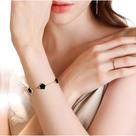 Pulseira Trevo Preto Flor - Banhado a Ouro 18k Pulseira Trevo Preto Flor - Banhado a Ouro 18k