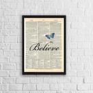 Quadro Borboleta Azul Believe 33x24cm - com vidro