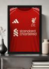 Quadro Camisa Liverpool FC 2025-26 Com Vidro e Moldura Preta Tamanho:21cm x 30cm (A4)