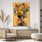 Quadro com Moldura Decorativo Para Sala Quarto Hall Mulher Flores na Cabeça Cor:MOLDURA MADEIRATamanho:130 X 90 X 3 CM