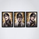 Quadro com molduraface mulher dourada