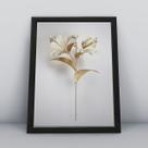 Quadro com molduralirio dourado