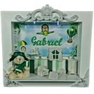 Quadro de Porta Maternidade Cenário Led e nome - URSO AVIADOR BRANCO E VERDE Quadro de Porta Maternidade Cenário Led e nome - URSO AVIADOR BRANCO E VERDE