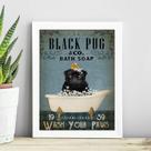 Quadro Decorativo Banheiro Black Pug 24x18cm - com vidro