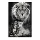 Quadro Decorativo Família Leão 1 filhote Preto e Branco 60x90 Quadro Decorativo Família Leão 1 filhote Preto e Branco 60x90