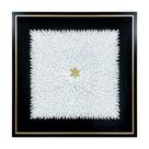 Quadro Decorativo Penas Branca Format Quadrado Moldura Preta
