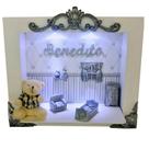 Quadro Enfeite Porta Maternidade Cenário Led - BRANCO COM CINZA E PRATA
