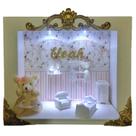 Quadro Enfeite Porta Maternidade Cenário Led - BRANCO FLORIDO E DOURADO