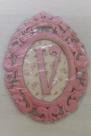 Quadro Letra V em Mdf Rosa