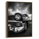 Quadro Vintage - Clássico Sob o Céu de Tempestade