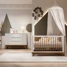 Quarto de Bebê com Berço 2 em 1 e Cômoda Sambalelê