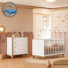 Quarto de Bebê com Berço 4315 Slim e Cômoda 5135 Flora Branco Acetinado Qmovi Colchão Ortobom