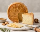 Queijo parmesão defumado Alagoa MG 500 gramas