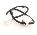 Rabicó preto e pingente quadradinho prateado. comprar e usar Rabicó preto e pingente quadradinho prateado. comprar e usar
