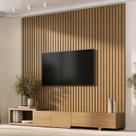 Rack com Painel Ripado Extensível para TV até 86 Polegadas 244cmx250cm Liso Aruá CabeCasa MadeiraOriginals Marrom Jatobá