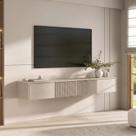 Rack Suspenso Ripado para TV até 75 Polegadas 180cm Aruá CabeCasa MadeiraOriginals Off White