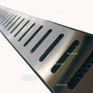 Ralo Linear Inox 304 modelo 7x50 Padrão com Aro e Tela Anti Insetos Borda de Piscina Varanda ( 7cm x 50cm) Ficone Reis