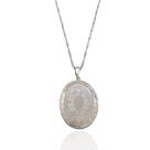 Relicário Oval Trabalhado Banho Ródio Branco Relicário Oval Trabalhado Banho Ródio Branco