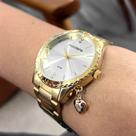 Relógio De Pulso Feminino Com Pingente De Coração Original Mondaine Relógio De Pulso Feminino Com Pingente De Coração Original Mondaine