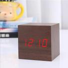 Relógio Led De Mesa Cubo Digital Madeira Quadrado 6,5cm 3 sensores de luminosidade temperatura