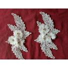 Renda Guipir Aplique flor strass e pérolas 3 D branco para roupa e véu 1 par 20 cm
