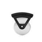 Roda cortadora de pizza em aço inoxidável com alça preta ergonômica