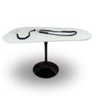 Saarinen de Jantar Tulipa Organica 140x90 Base Preta Tampo Branco Saarinen de Jantar Tulipa Organica 140x90 Base Preta Tampo Branco