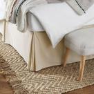 Saia de cama Amazon Basics leve plissada king bege Saia de cama Amazon Basics leve plissada king bege