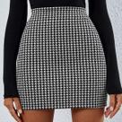 Saia Estampa Cha nel Pied de Poule Clássica Preta e Branca Xadrez Jacquard Cor:PretoTamanho:M