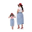Saia Jeans Midi Plus Size Com Fenda / Feminino Saia Jeans Midi Plus Size Com Fenda / Feminino