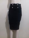 Saia lápis Tamanho P (veste do 34 ao 36), cor preta