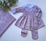 Saída de maternidade de menina vestido pipoca em tricot 4 peças Saída de maternidade de menina vestido pipoca em tricot 4 peças