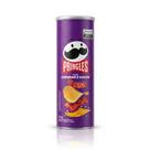 Salgadinho Batata Pringles Cheddar e Bacon Tubo 109g Batata Frita Salgadinho Batata Pringles Cheddar e Bacon Tubo 109g Batata Frita