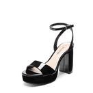 Sandália DREAM PAIRS SDHS2423W Preta Plataforma Salto Grosso 17,6 cm