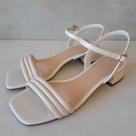 Sandalia Off White