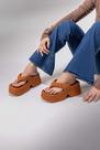 Sandália Plataforma Feminina Estilo Chunky Salto Alto Confortável Solado Tratorado Fashion