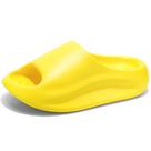 Sandálias Slide RUNSOON Cloud para mulheres e homens amarelas EU38 Sandálias Slide RUNSOON Cloud para mulheres e homens amarelas EU38