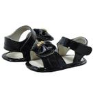 Sapatinho de Bebê Bicho de Pé - Sandália Feminina com Laço e Fecho - Verniz - Preto