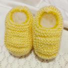 Sapatinho de Bebê de Tricô Amarelo - 0 a 3 meses