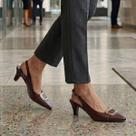 Sapato Scarpin Slingback Feminino Detalhe Metalizado Salto