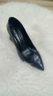 Scarpin preto bico fino
