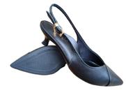 Scarpin slingback Usaflex couro preto saltinho baixo estilo elegância