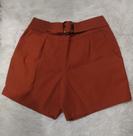Short feminino com fivela