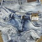Short Feminino Jeans Premium Cós Baixo Desfiado Com Bigode